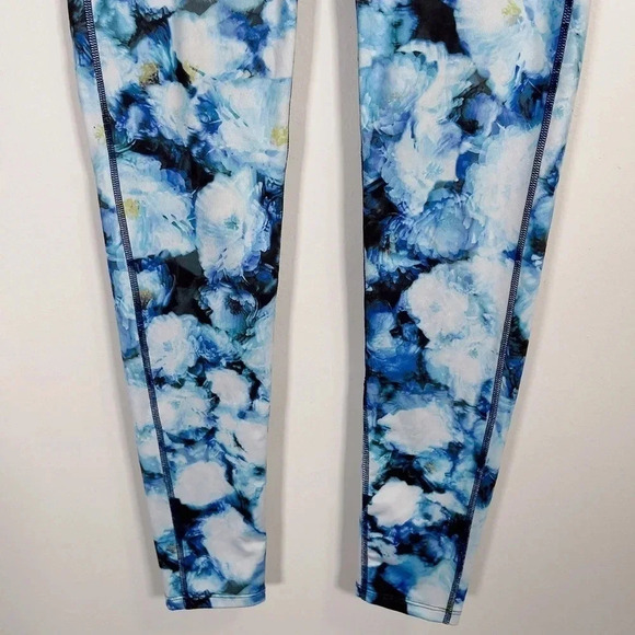 Athleta Floral Brush Chatuganra Tight Leggings - Picture 7 of 16